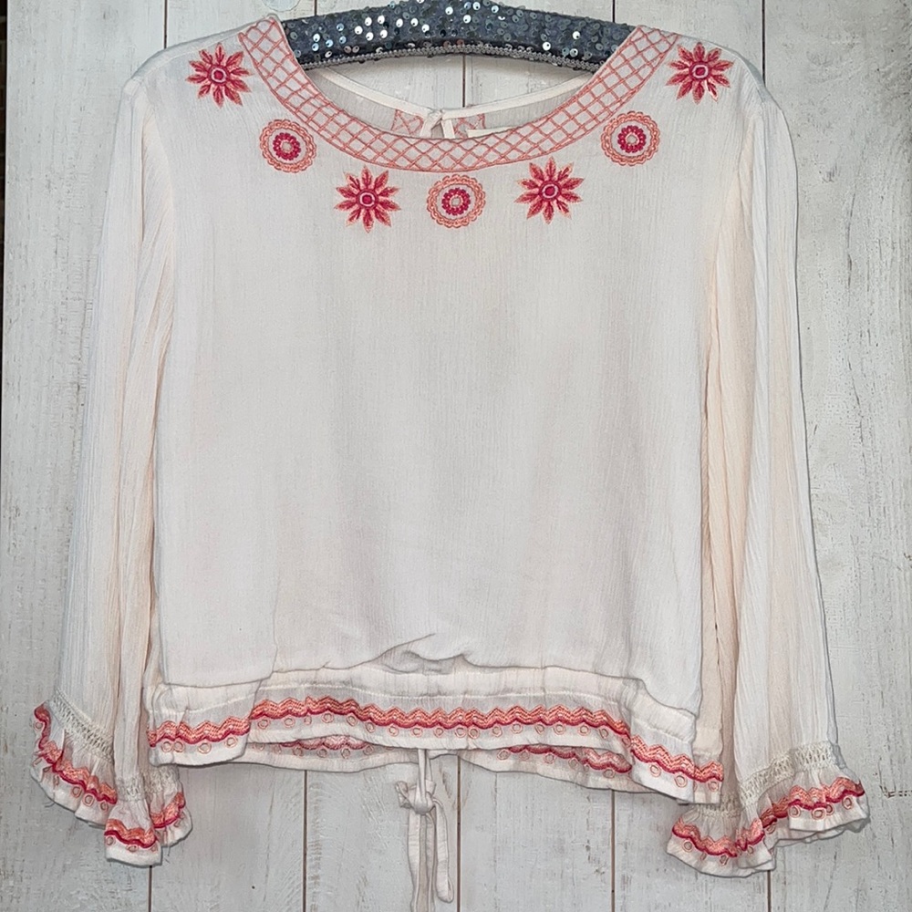 Rahi Cali Womens Bell Sleeves Blue Embroidered Tie-Back Boho Peasant Top Sz M.